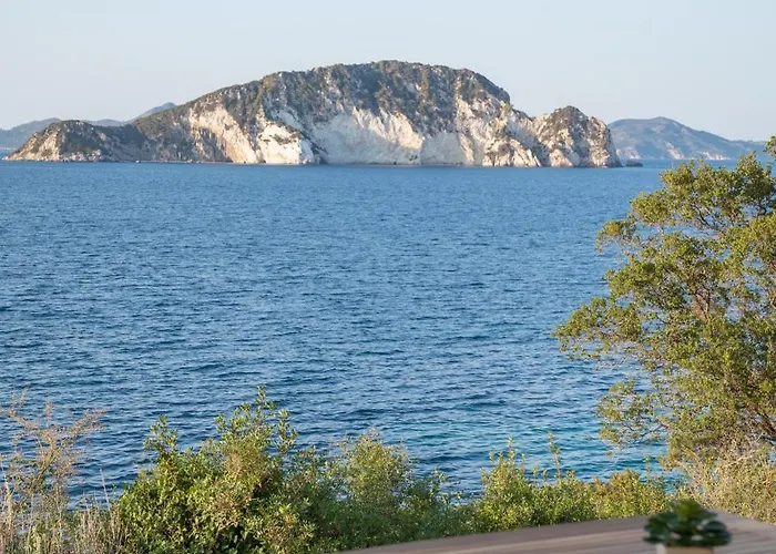Vila Cavo- With Private Sea Access Marathiás