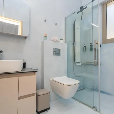 Villa Cavo- With Private Sea Access Marathiás