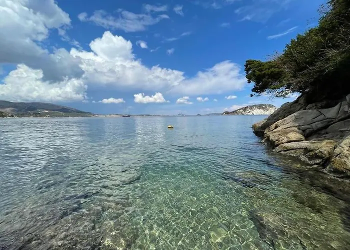 Villa Cavo- With Private Sea Access Marathiás