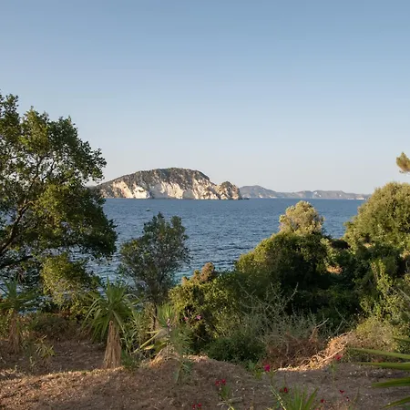 Cavo- With Private Sea Access Marathiás