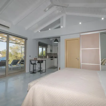 Cavo- With Private Sea Access * Marathiás