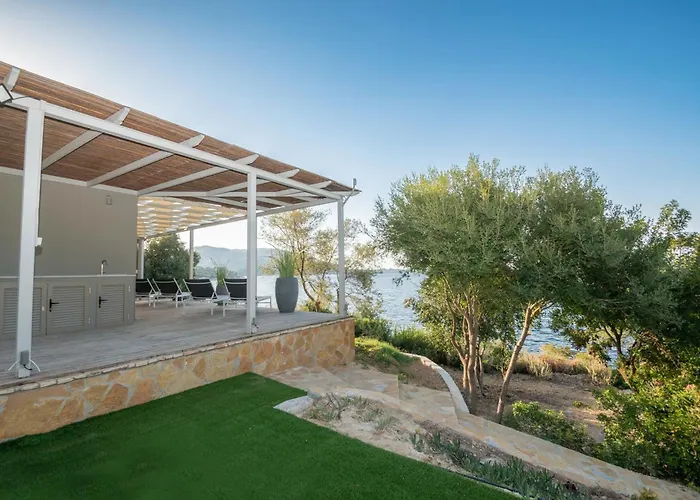 Villa Cavo- With Private Sea Access *